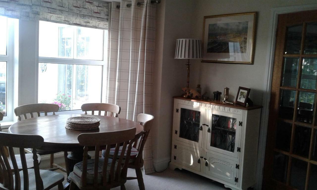ソルカム Little Orchard House Bed & Breakfast エクステリア 写真